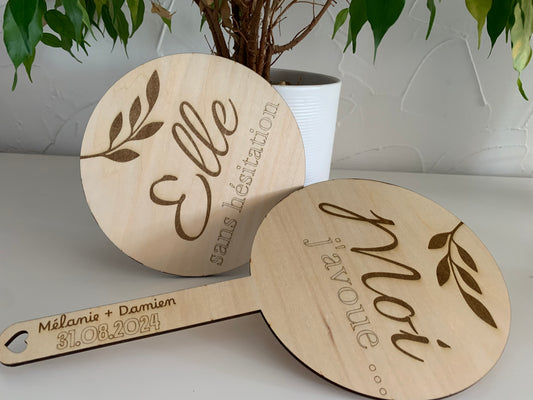 Pancartes de mariage en bois gravées – Jeu "Elle et Lui" personnalisées