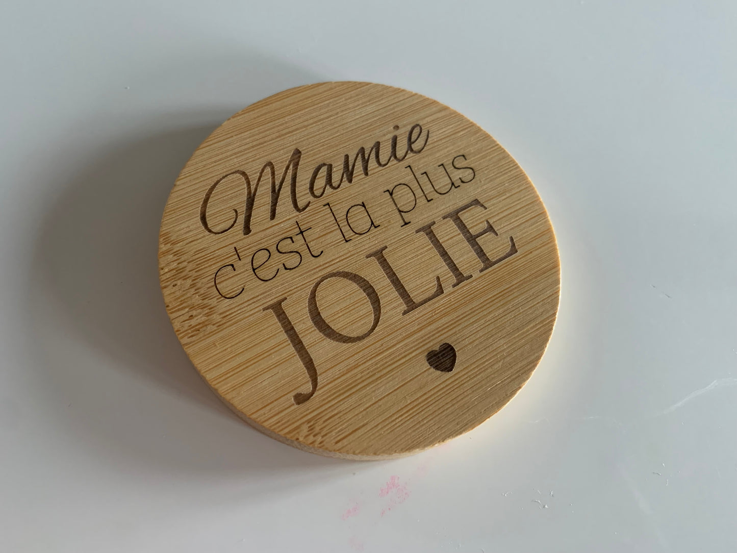 Miroir de poche en bambou gravé - .. la plus jolie