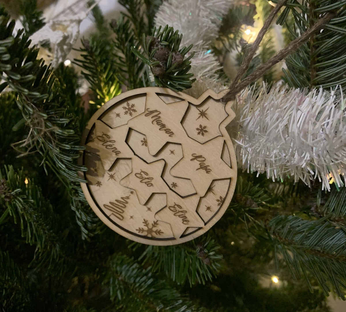 Boule de Noël personnalisée - étoile famille