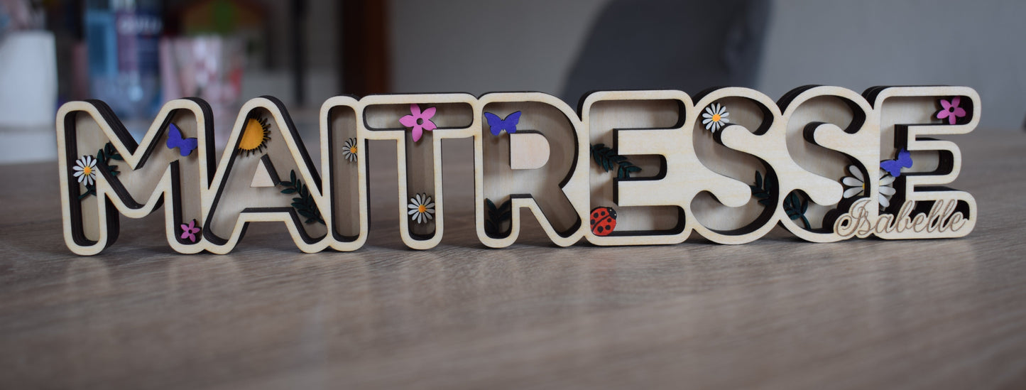 Plaque Prénom en Bois Personnalisée « Maîtresse » – Cadeau Fin d'Année Scolaire Original