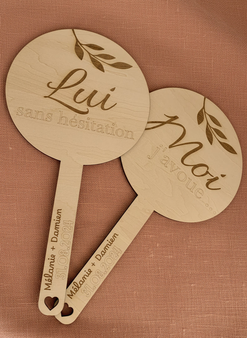 Pancartes de mariage en bois gravées – Jeu "Elle et Lui" personnalisées