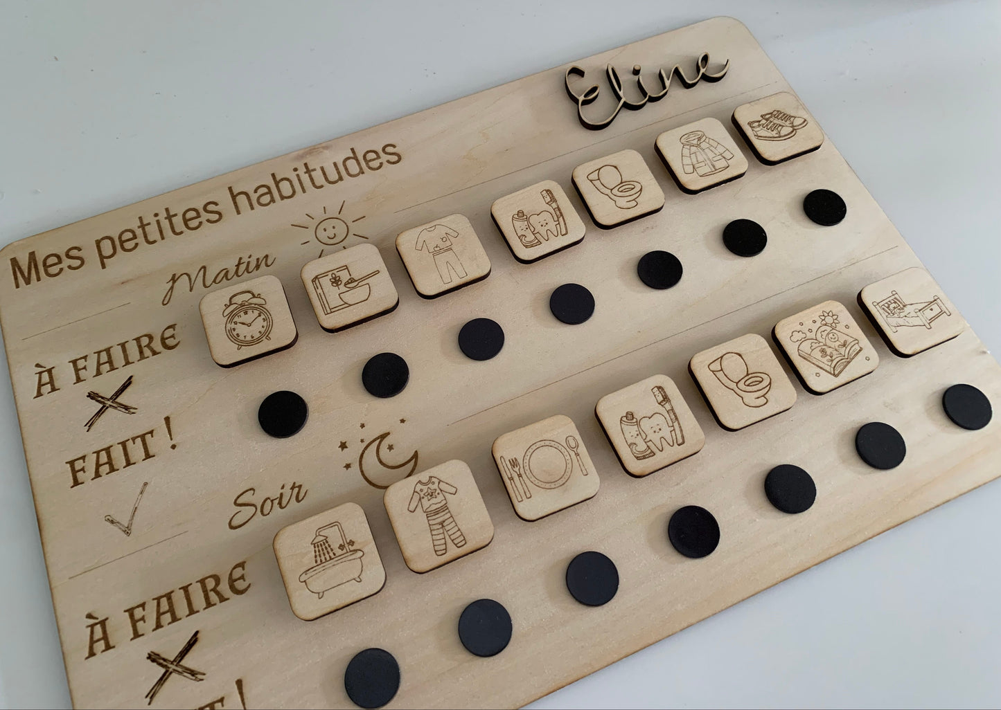 Tableau des Routines en bois -MONTESSORI