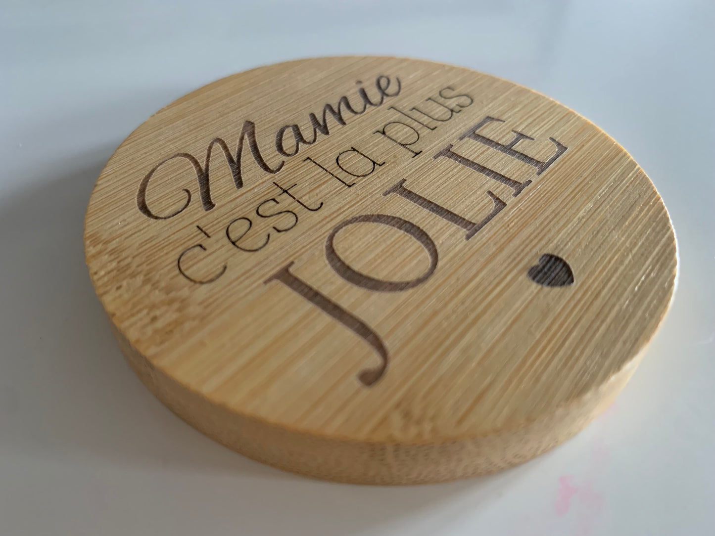 Miroir de poche en bambou gravé - .. la plus jolie