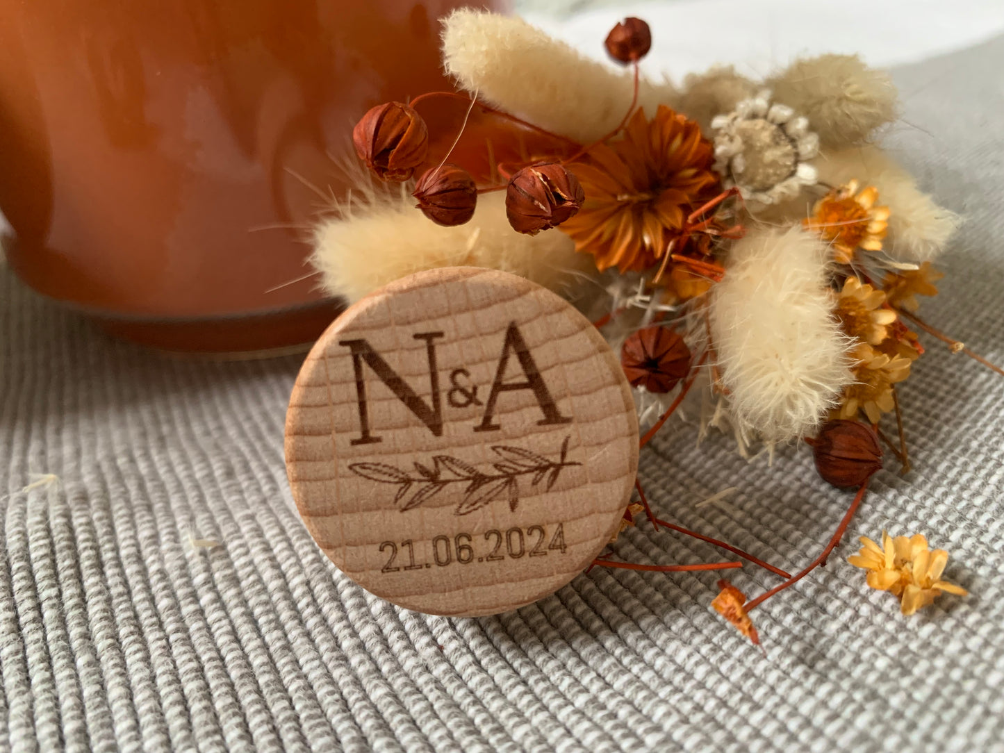 Bouchon de vin gravé Initiale et Date - personnalisé Feuille d'Olivier