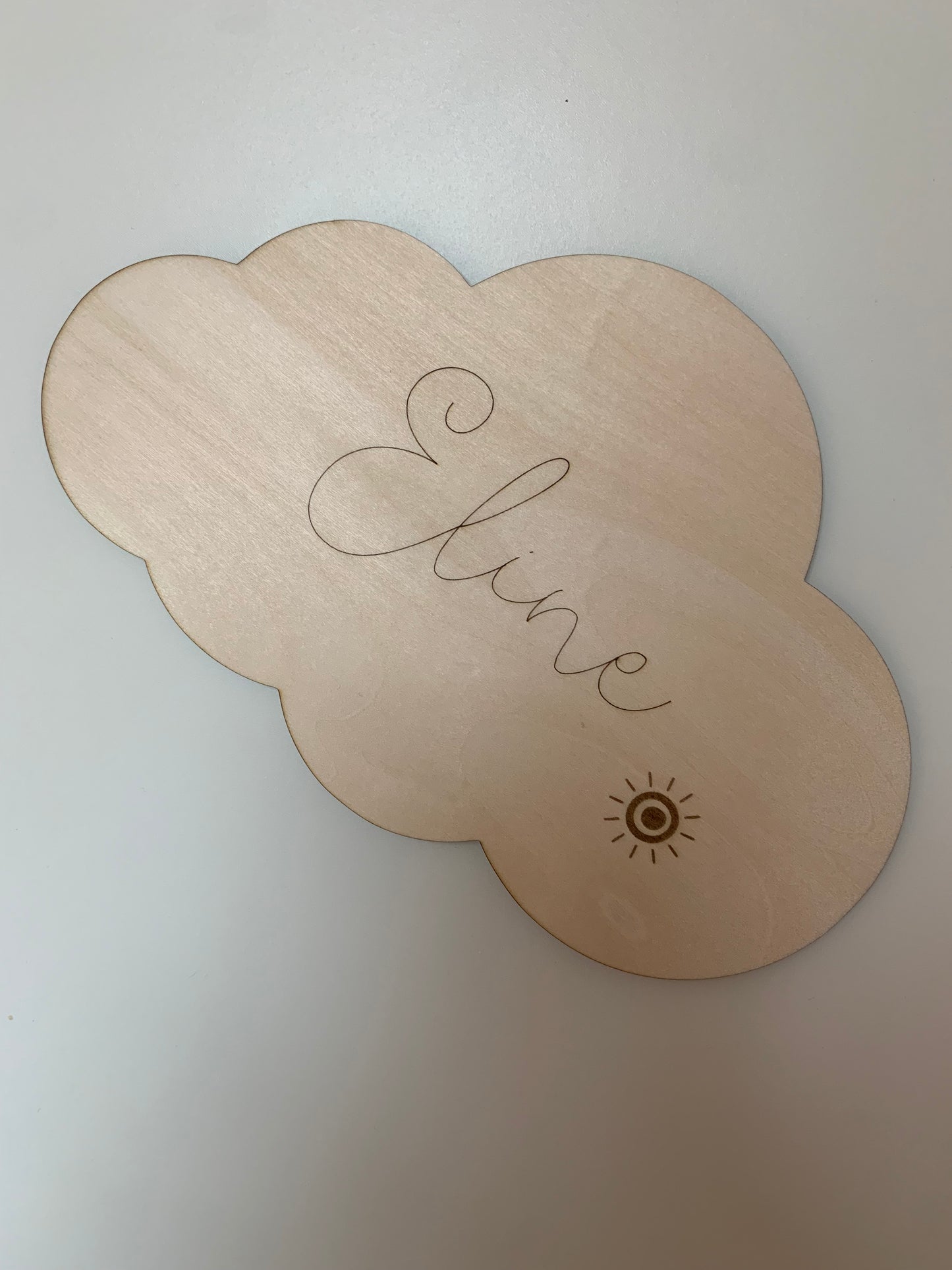 Décoration murale en bois personnalisée - Nuage / Fleurs