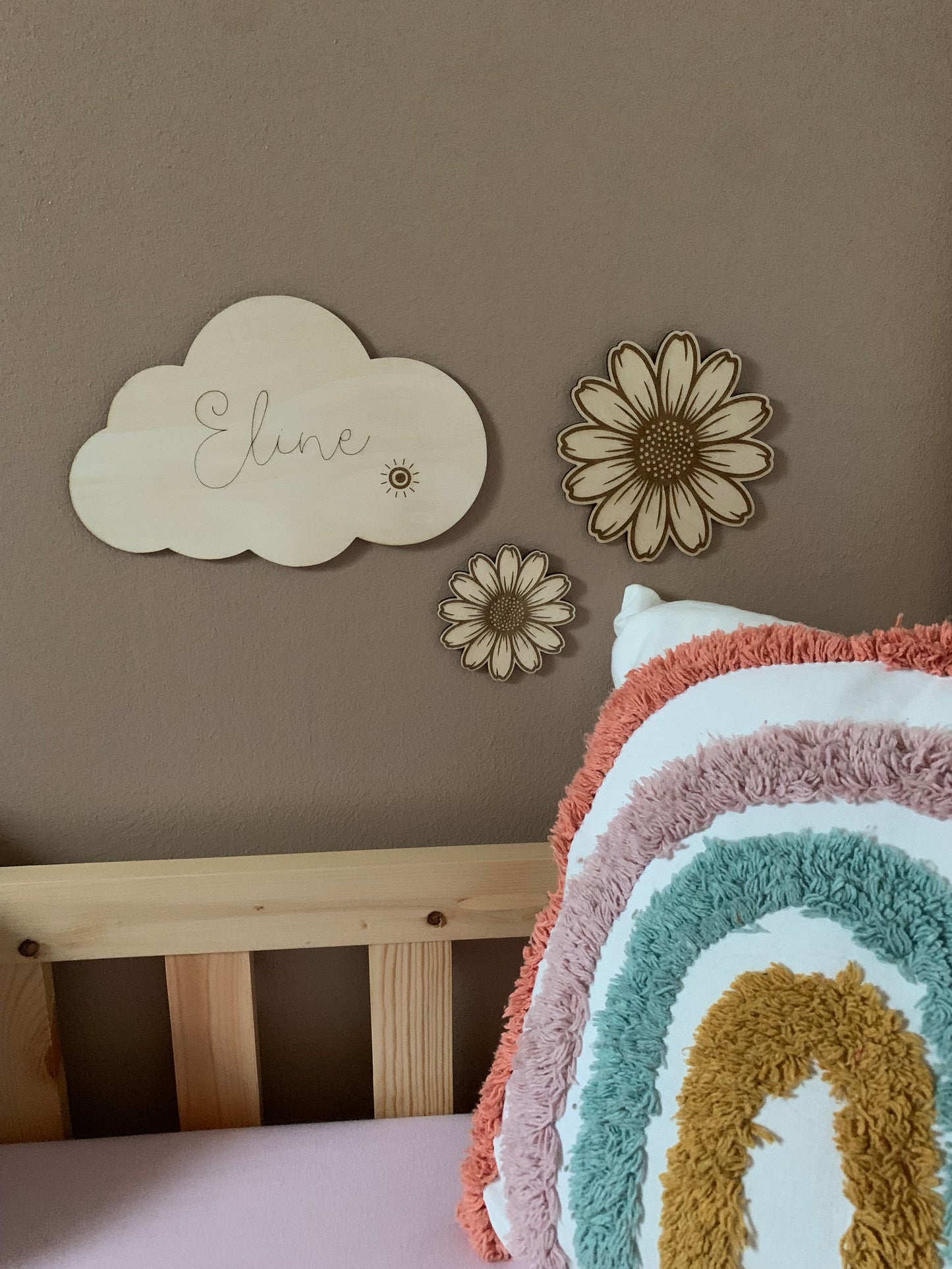 Décoration murale en bois personnalisée - Nuage / Fleurs