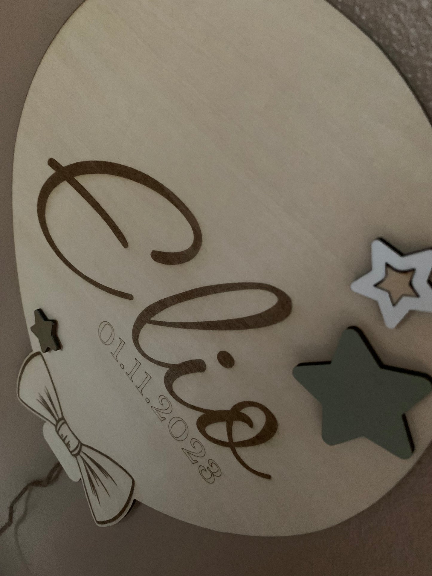 Décoration murale Ballon en bois - Personnalisée étoiles