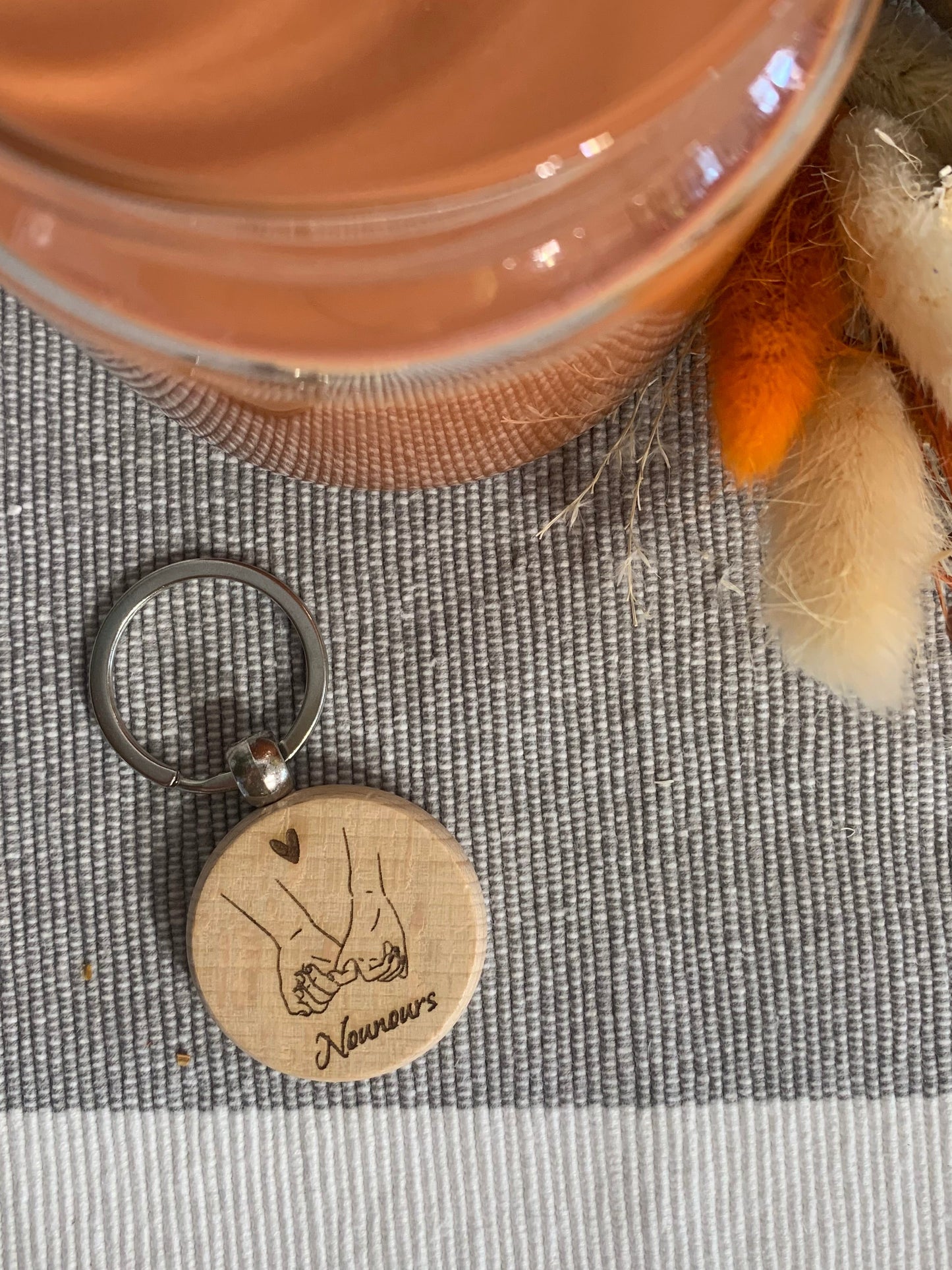 Porte clé en bois gravé - personnalisé mains entrelacées