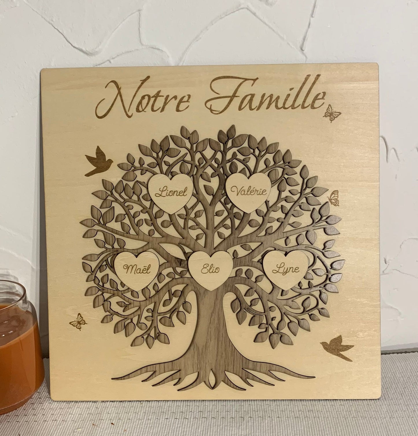Tableau en bois Arbre de vie - Personnalisé cœurs Prénoms Notre Famille