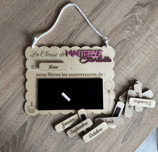 Tableau Anniversaire Classe Personnalisé en Bois – Cadeau Maîtresse
