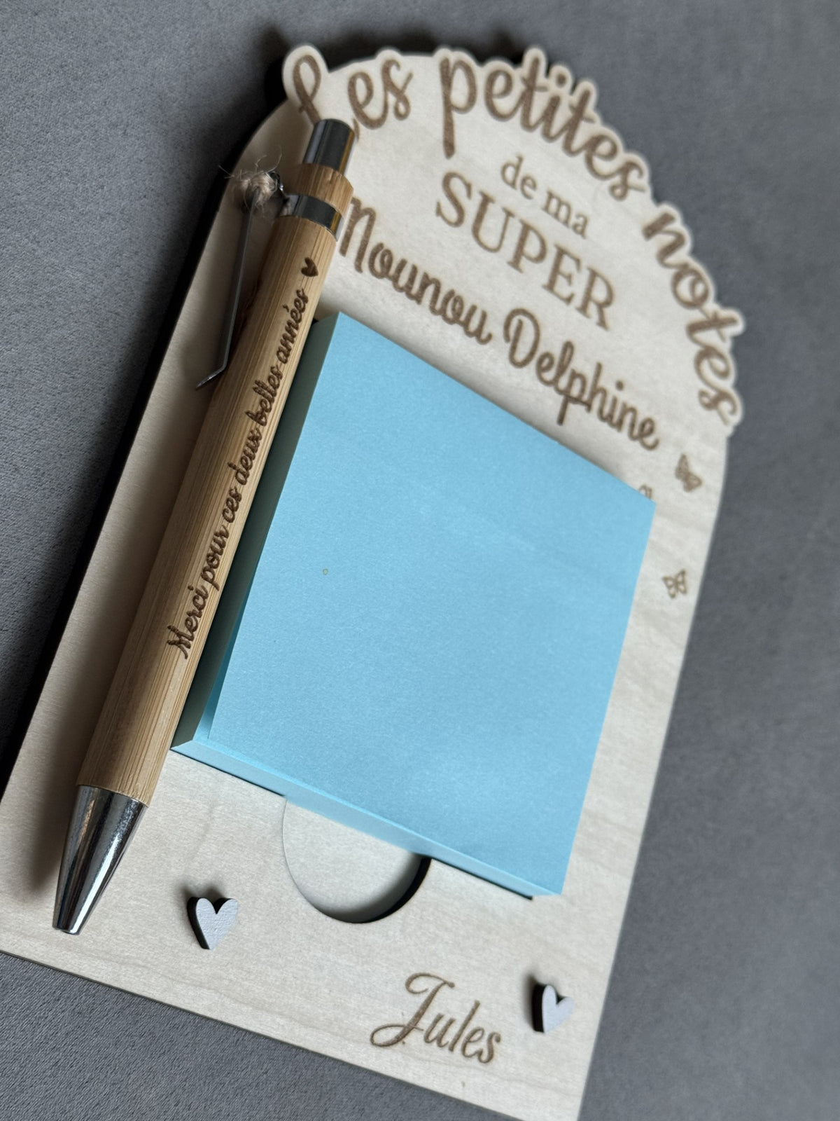 Porte-notes personnalisé en bois avec stylo gravé