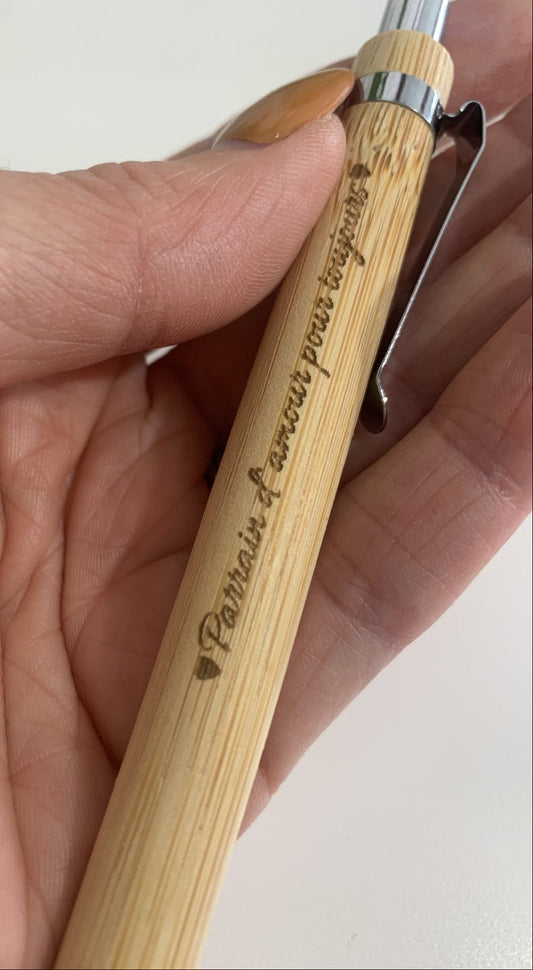 Stylos en Bambou gravé - Phrase personnalisée